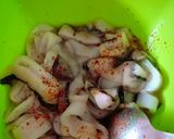 Foto langkah ke 1 dari resep Cumi Goreng Tepung Renyah.