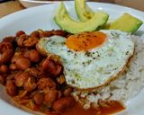 Foto del paso 2 de la receta: CARGAMANTO Con🍳Huevo frito...!😋