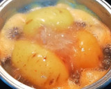 Foto del paso 3 de la receta: Patatas con mejillones y langostinos sobre alioli