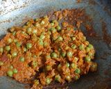 A picture of step 2 of Malai Matar Paneer.