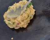 A picture of step 3 of Oats Chilla.