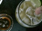 মধু দিয়ে আমআদা ও শসার লেমোনেড