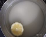 Une image de l'étape 1 de Sirop de sucre à l'eau de fleur.