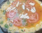 A picture of step 3 of Pizza omelet.