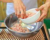 รูปขั้นตอนการทำที่ 2 ของ ไก่เขย่า