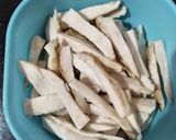 स्वीट पोटैटो फ्रेंच फ्राई  रेसपी (Sweet potato french fry recipe in marathi) रेसिपी स्टेप 2 फोटो 