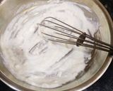 A picture of step 2 of Makhana Dahi Vada.