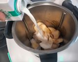 Foto del paso 4 de la receta: Smoothie de pera y plátano maduros