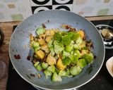 Foto langkah ke 8 dari resep Tahu Cabe Garam Brokoli Wortel Teri Jepang Shirasu Teri Nasi.
