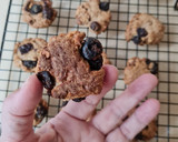 Foto del paso 3 de la receta: Galletas fit de pasas de uva y nuez con base de avena y yogurt