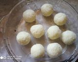 A picture of step 4 of Sweet Paneer Rolls.