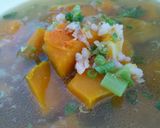 Hình bước làm 3 của món Canh tôm bí đỏ