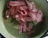Foto del paso 2 de la receta: Ensalada de espinacas con tocino