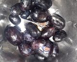 A picture of step 1 of Black Currant summer cooler juice.