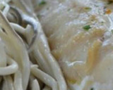 Foto del paso 5 de la receta: Merluza con gulas