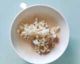 รูปขั้นตอนการทำที่ 2 ของ ใบเหลียงผัดไข่