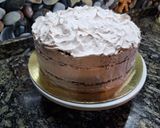 Foto del paso 9 de la receta: Torta rellena de chocolate decorada con chantilly de chocolate