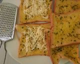 Foto langkah ke 7 dari resep Simple Garlic Bread.