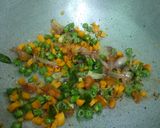 ரவா கிச்சடி (Rava khichadi recipe in tamil) ரெசிபி ஸ்டேப் 2 புகைப்படம்