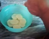 A picture of step 2 of Aloo k pakoray.