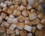 Foto langkah ke 3 dari resep Tumis Tahu Kikil Pedas.