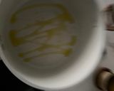 Foto del paso 2 de la receta Crema de calabacín y patata con queso feta y cebolla frita