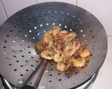 Foto langkah ke 1 dari resep Tumis Udang Kacang Panjang.