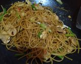 Foto langkah ke 4 dari resep Spaghetti Goreng Bumbu Kari.
