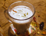 A picture of step 3 of Dates Shake.