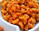 Hình bước làm 5 của món Nui chiên bơ tỏi cay