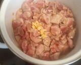 Ízes sértés paprikás tarhonyával recept fázis 3 fotója