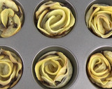 Foto del paso 6 de la receta: Rosas de hojaldre con manzana y crema de cacao (Nutella) 3 ingredientes muy fáciles