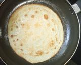 A picture of step 5 of Crepes.