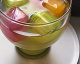Foto del paso 5 de la receta: Infusión fría de tila y María Luisa, con limón, jengibre y miel
