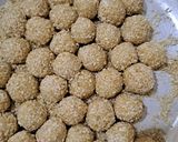 Foto langkah ke 5 dari resep Onde-onde ketawa mini.