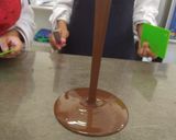 Foto del paso 5 de la receta: Bombones de  chocolate con relleno de chapulín