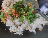 Foto langkah ke 3 dari resep Egg roll fried rice ala bunda Ersya.