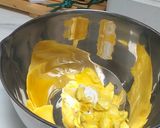 Foto langkah ke 2 dari resep Kue Sagu Keju.