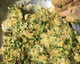 मेथी मुठिया (Methi muthiya recipe in hindi) रेसिपी चरण 2 फोटो