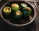 Foto del passaggio 3 della ricetta Cestini di zucchine ripieni di riso👩‍🌾