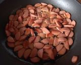 Foto del paso 3 de la receta: 295. Lacitos con salchichas