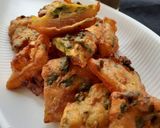 A picture of step 5 of Watermelon Rind Pakoda.