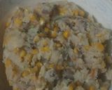 Foto langkah ke 2 dari resep Crackers isi Ragout.