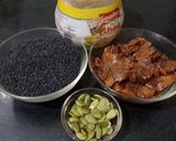 A picture of step 1 of Pumpkin, black sesame seeds, jaggery chikki.