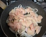 Foto del paso 4 de la receta: Pollo en Salsa Poblana