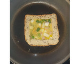 Foto del paso 3 de la receta: Tostada de queso y pimiento verde