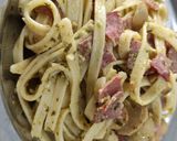 Foto langkah ke 3 dari resep Fettucini Aglio Olio Basil Pesto.
