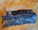 Foto del paso 3 de la receta: Rollitos Crujientes de Salmón en Papel de Arroz