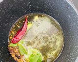 A picture of step 4 of Fajeto (Mango pulp soup).