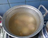 Foto langkah ke 1 dari resep Opor Ayam dan Telur.